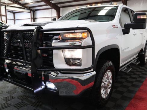 Used 2022 Chevrolet Silverado 2500 LT w/ Convenience Package AWD/4WD image 23