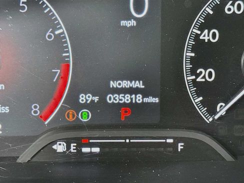 Used 2024 Honda Civic Sport image 9