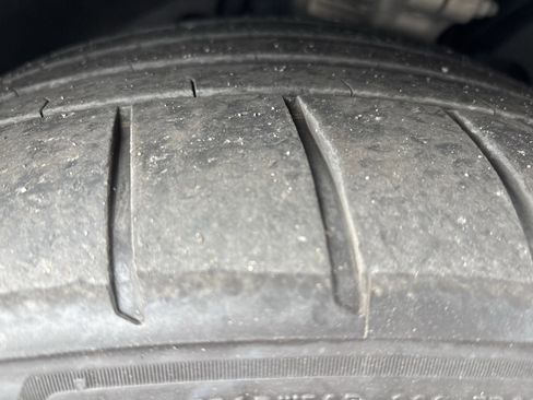 Used 2023 BMW 760i xDrive w/ Executive Package image 31