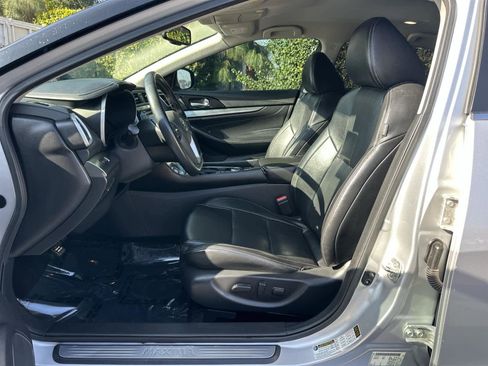 Used 2020 Nissan Maxima 3.5 SV w/ Floor Mat Group image 11