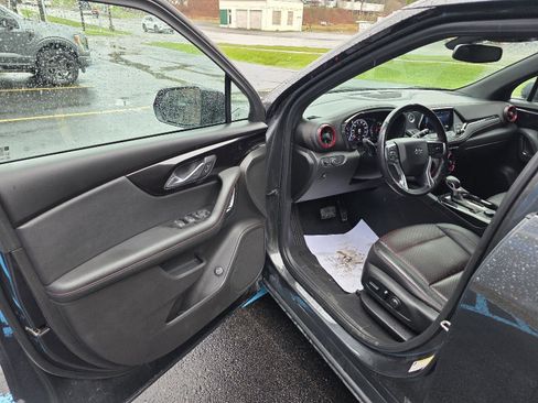 Used 2019 Chevrolet Blazer RS w/ LPO, Floor Liner Package image 10