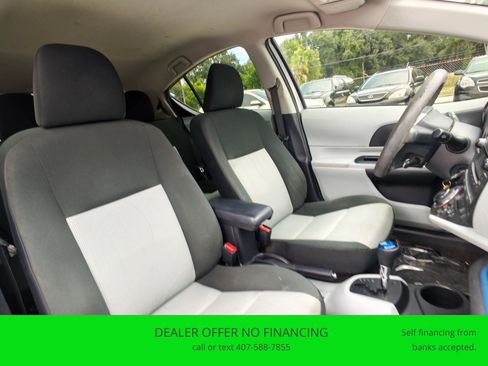 Used 2012 Toyota Prius C Two FWD image 21