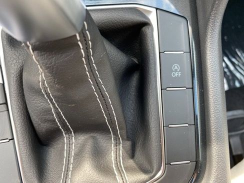 New 2025 Volkswagen Taos S image 39