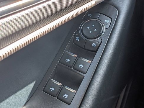 Used 2025 Ford Explorer ST RWD image 26