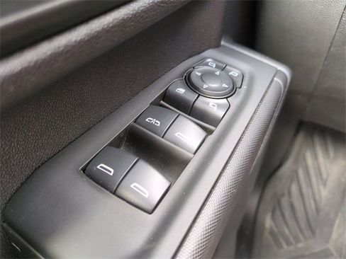 Used 2025 Chevrolet Silverado 2500 Custom w/ Custom Value Package image 28