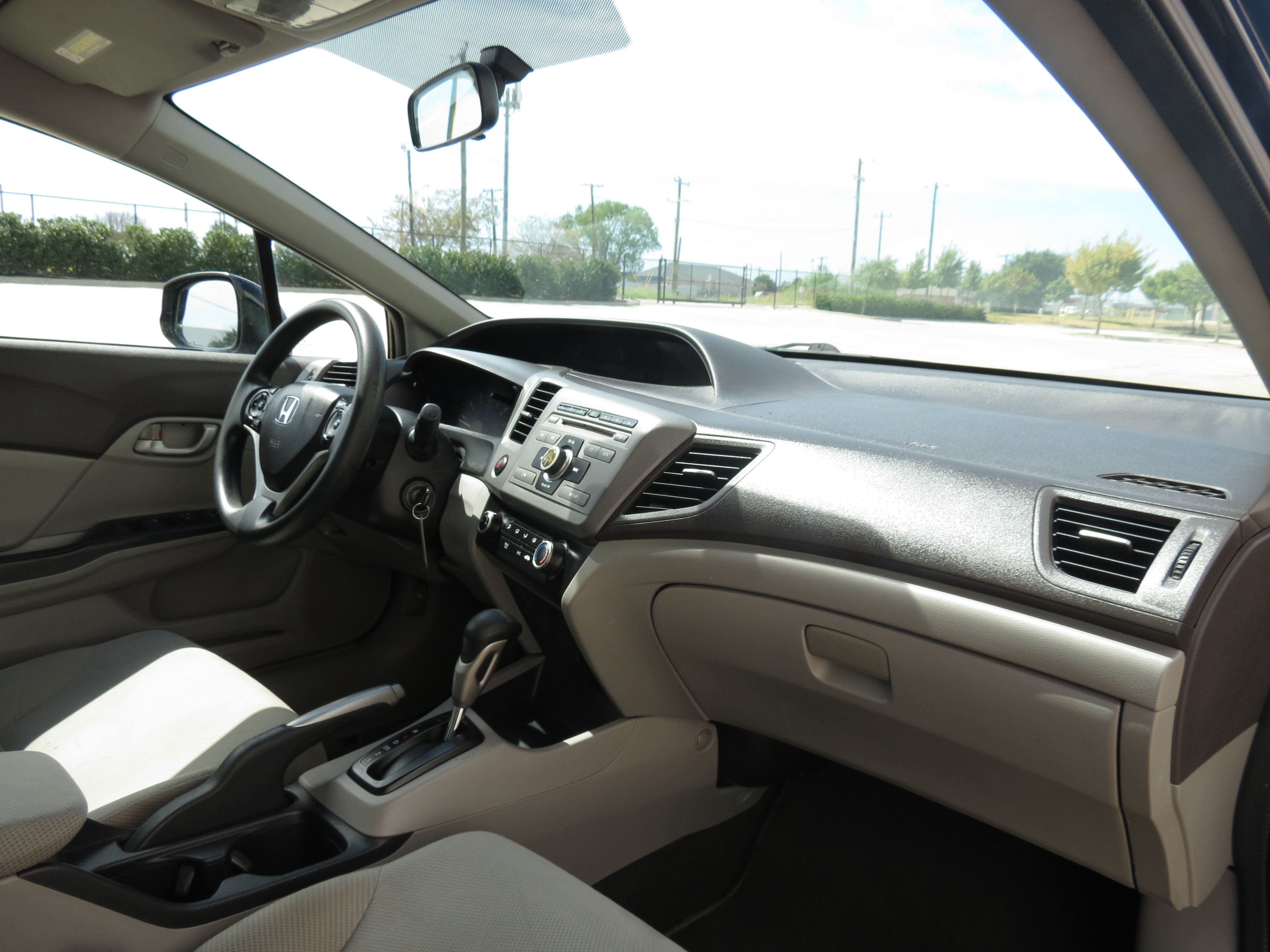 Used 2012 Honda Civic LX image 28