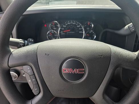 New 2026 GMC Savana 2500 Extended RWD image 25