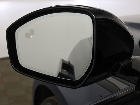 Used 2024 Land Rover Range Rover Evoque S AWD/4WD image 40