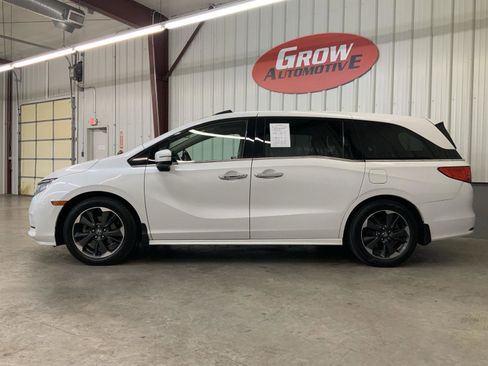 Used 2021 Honda Odyssey Elite image 13