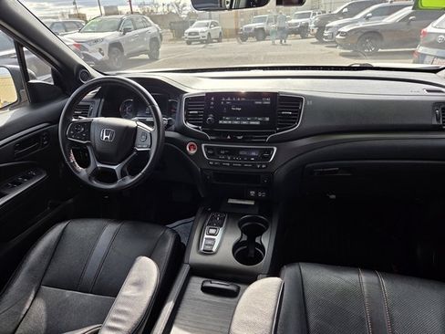 Used 2022 Honda Pilot TrailSport image 5