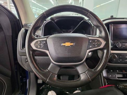 Used 2015 Chevrolet Colorado LT w/ Luxury Package RWD image 17