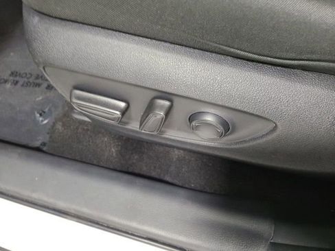 Certified 2023 Toyota RAV4 XLE AWD/4WD image 19