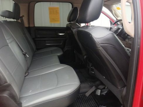 Used 2019 RAM 3500 Tradesman w/ Chrome Appearance Group image 33