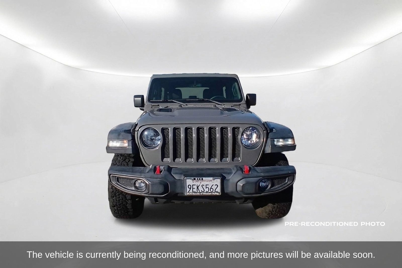 Used 2019 Jeep Wrangler Unlimited Rubicon w/ Cold Weather Group AWD/4WD image 2