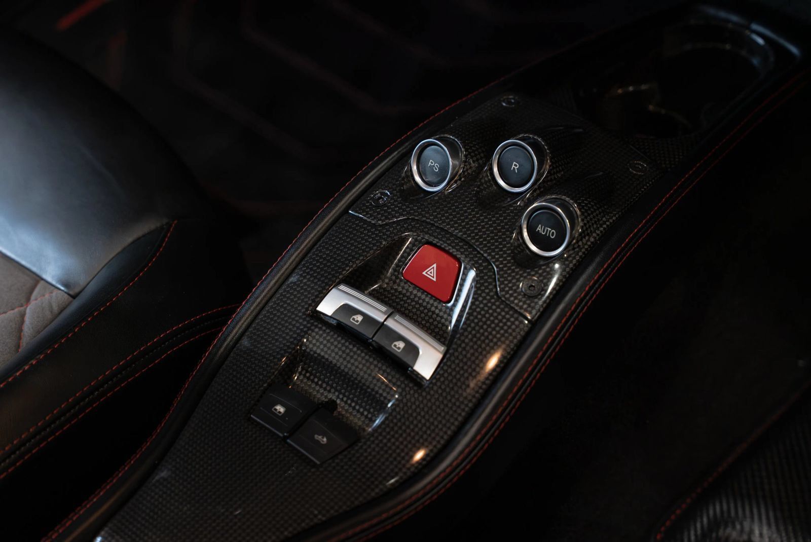 Used 2013 Ferrari 458 Spider RWD image 37