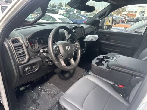 New 2026 RAM 2500 Tradesman AWD/4WD image 7