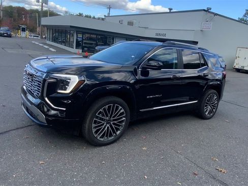 New 2026 GMC Terrain Denali w/ LPO, Floor Liner Package image 4