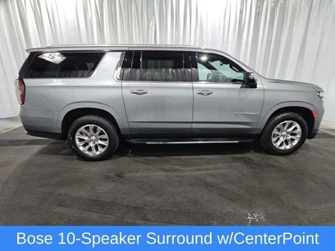 Used 2023 Chevrolet Suburban Premier AWD/4WD image 2