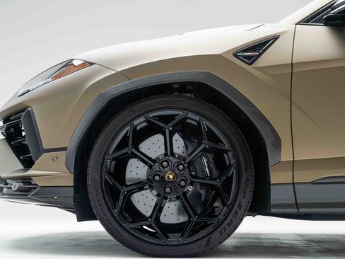 Used 2024 Lamborghini Urus Performante image 55