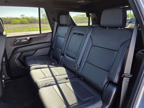 Used 2025 Chevrolet Tahoe Z71 image 23