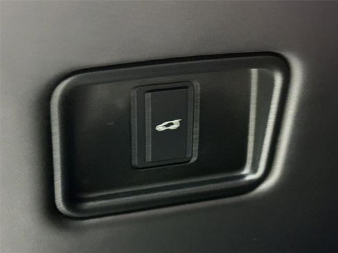Used 2023 Land Rover Range Rover Sport SE Dynamic AWD/4WD image 7