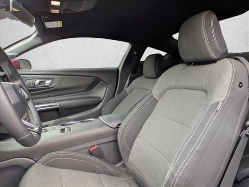 Used 2025 Ford Mustang Coupe image 13