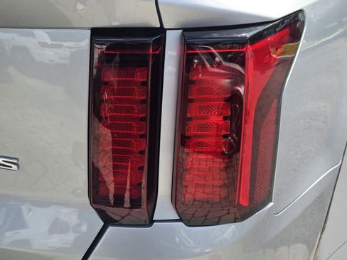 Used 2021 Kia Sorento S w/ Panoramic Sunroof Package image 9