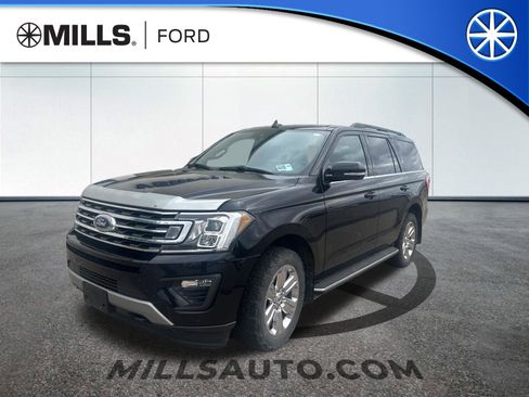 Used 2019 Ford Expedition XLT w/ Equipment Group 202A AWD/4WD image 1