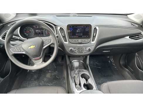 Used 2024 Chevrolet Malibu LT FWD image 9