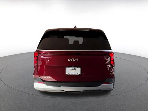 Used 2026 Kia Carnival FWD image 12
