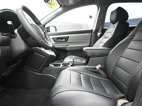 Used 2017 Honda CR-V LX image 16