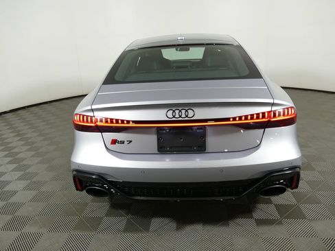 Used 2022 Audi RS 7 Sportback AWD/4WD image 4