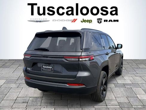 New 2026 Jeep Grand Cherokee Limited w/ Limited Altitude Package RWD image 7