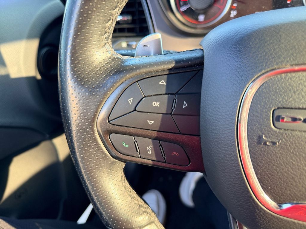 Used 2022 Dodge Challenger R/T RWD image 17