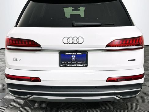 Used 2023 Audi Q7 3.0T Premium Plus AWD/4WD image 23