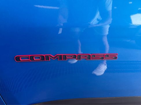 Used 2023 Jeep Compass Trailhawk w/ Trailhawk Elite Group AWD/4WD image 25