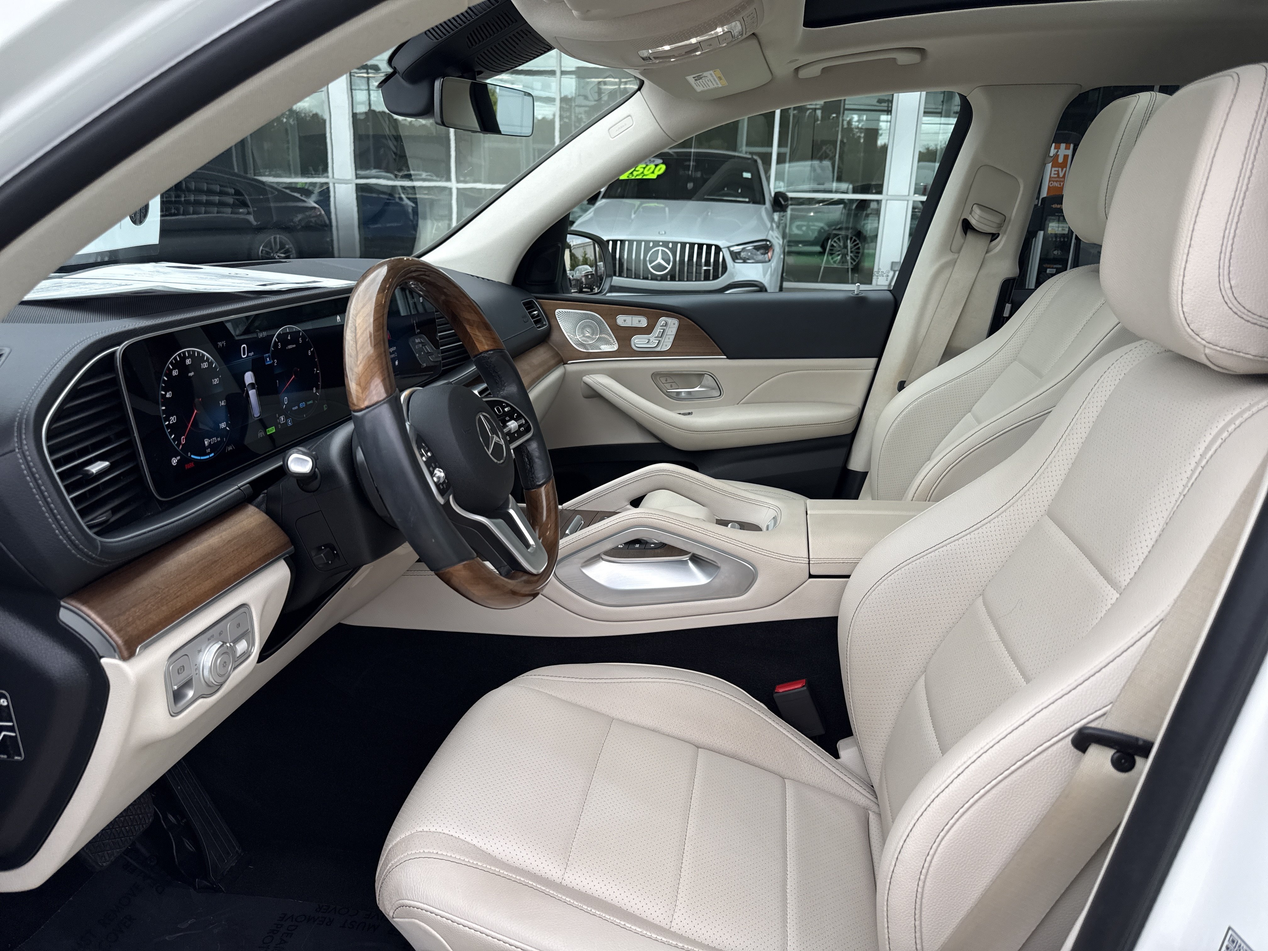 Certified 2022 Mercedes-Benz GLS 450 4MATIC image 4