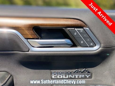 Used 2024 Chevrolet Silverado 1500 High Country w/ Technology Package image 14