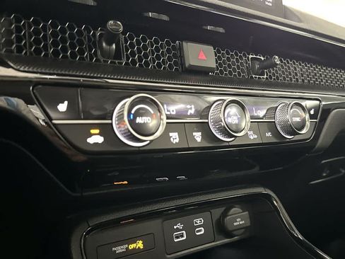 Used 2025 Honda CR-V EX-L image 19