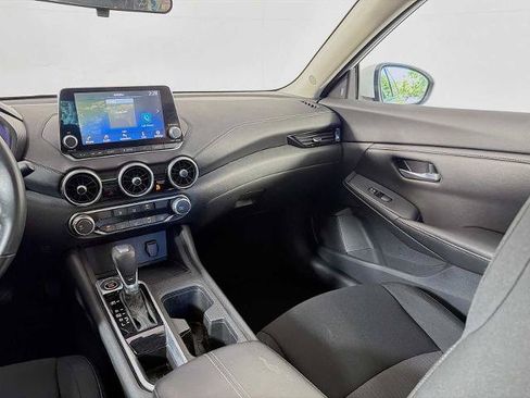 Certified 2022 Nissan Sentra SV FWD image 20