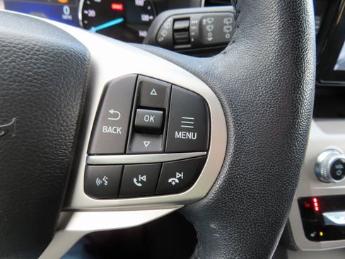 Used 2023 Ford Explorer XLT w/ Equipment Group 202A image 19