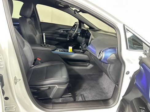 Used 2024 Chevrolet Equinox EV LT w/ Active Safety Package 3 image 28