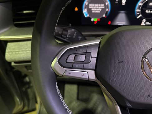 New 2025 Volkswagen Tiguan S image 13