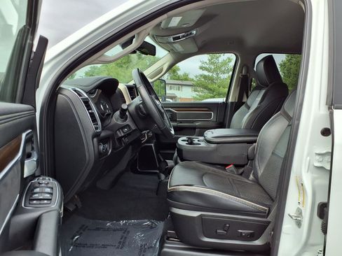 Used 2023 RAM 2500 Laramie AWD/4WD image 26
