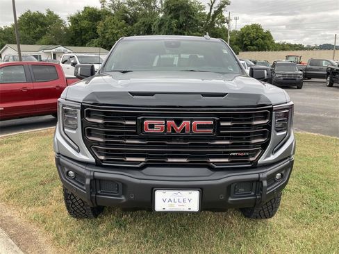 New 2025 GMC Sierra 1500 AT4X image 9