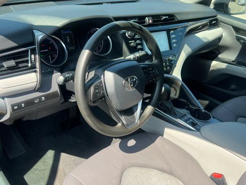 Used 2020 Toyota Camry LE w/ Fleet Convenience Package FWD image 14