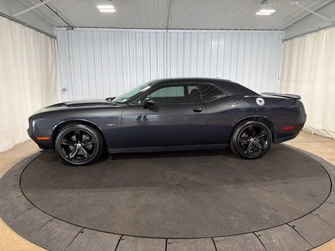 Used 2017 Dodge Challenger R/T RWD image 2