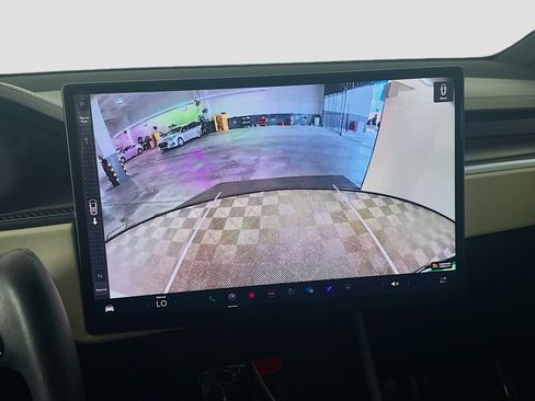 Used 2022 Tesla Model X Plaid AWD/4WD image 19