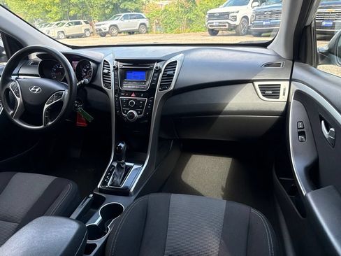 Used 2013 Hyundai Elantra GT FWD image 21