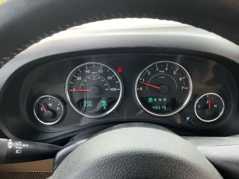 Used 2011 Jeep Wrangler Sahara w/ Connectivity Group AWD/4WD image 22